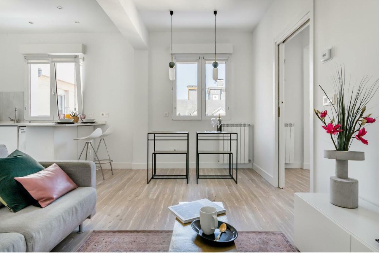 Apartamento Eclectico En El Centro De La Ciudad Сан-Себастьян Экстерьер фото